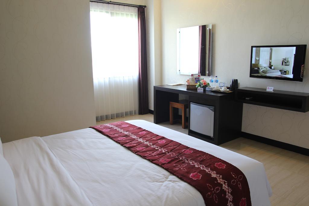Hotel Roditha Banjarbaru Banjarmasin  Bilik gambar