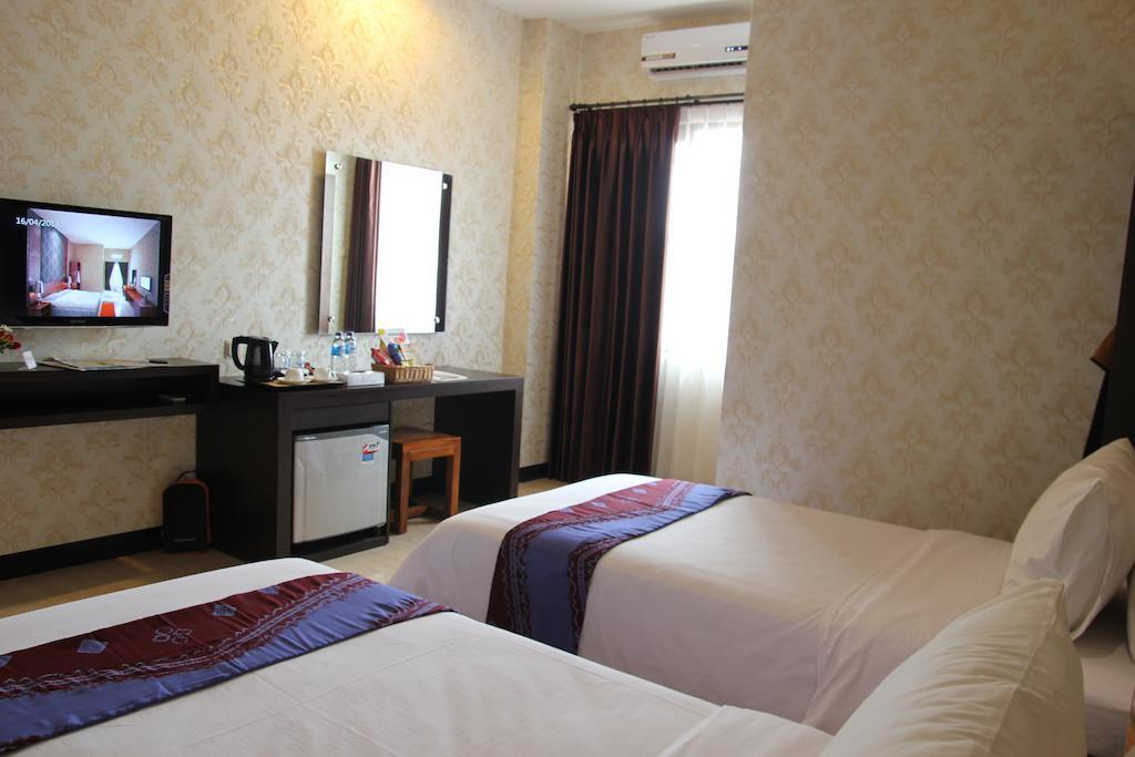 Hotel Roditha Banjarbaru Banjarmasin  Bilik gambar